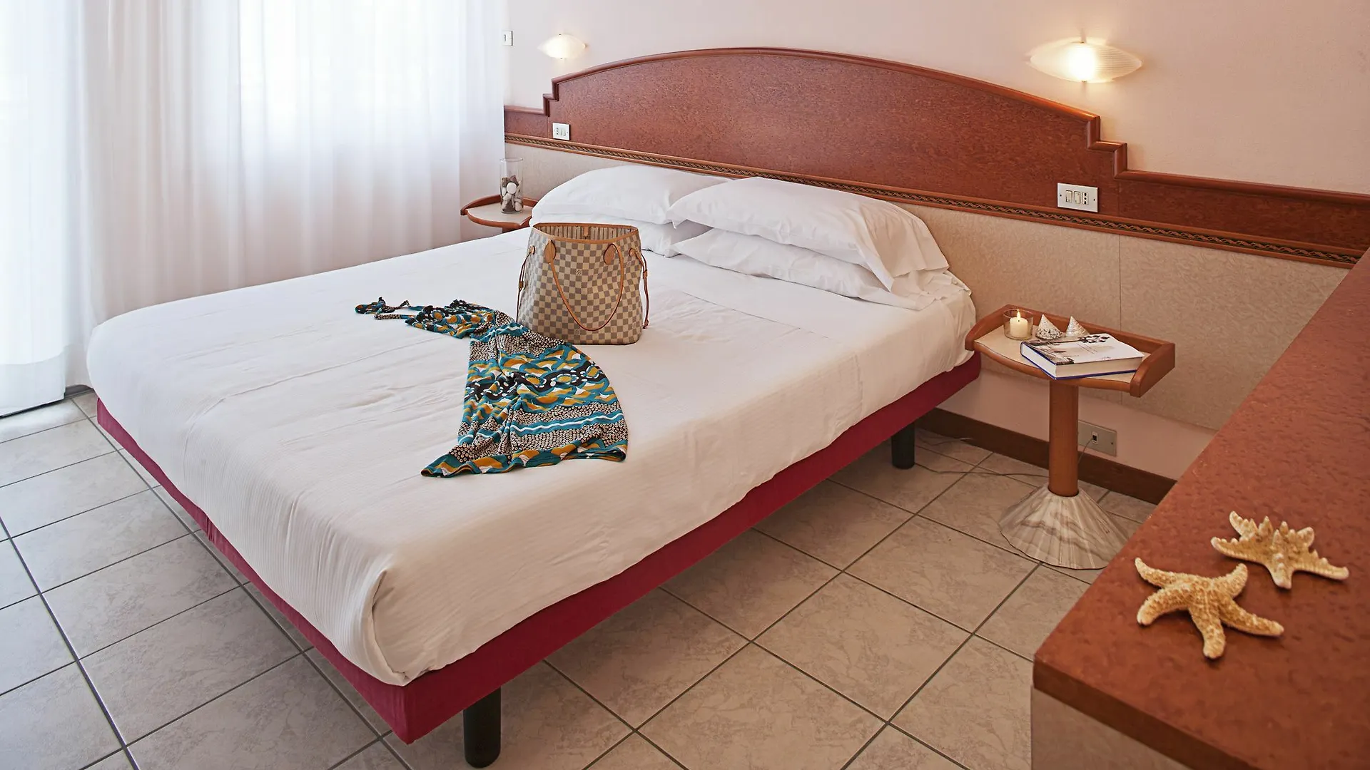 מילאנו מריטימה Hotel Majestic 3*, מילאנו מריטימה